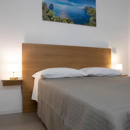 Bed & Breakfast Domus Dattoli Salerno