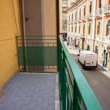 Bed & Breakfast Domus Dattoli Salerno